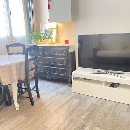 Chic Appartement 2 Bedrooms Phantheon Notre Dame Paris Exterior foto